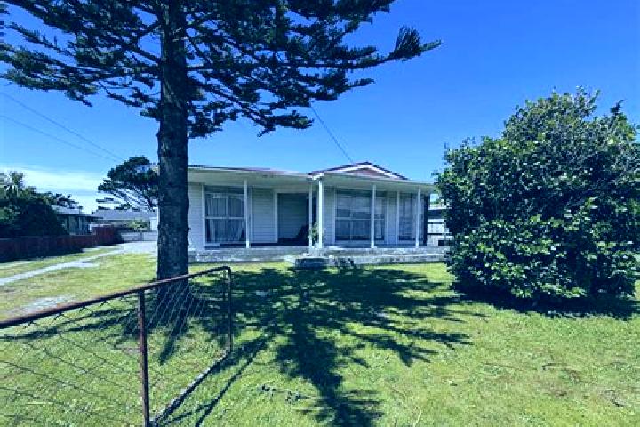 Rose, 25 — Escort in Blaketown, New Zealand
