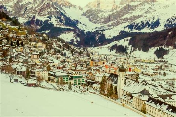 Rose, 25 — Escort in Breil, Switzerland