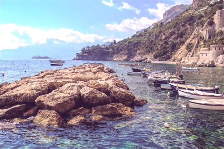 Rose, 25 — Escort in Conca dei Marini, Italy