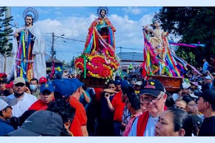 Rose, 25 — Escort in Ixchiguan, Guatemala
