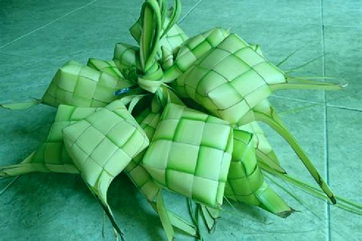 Rose, 25 — Escort in Ketupat, Indonesia