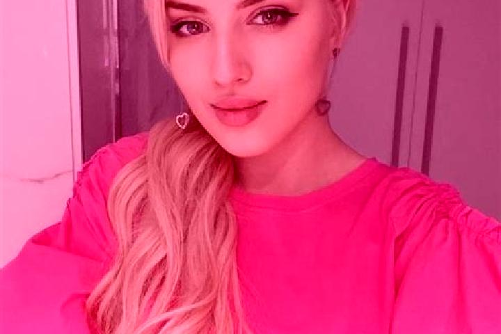 Rose, 25 — Escort in Linda, Russia