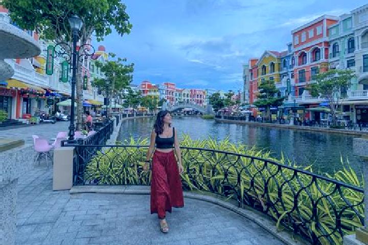 Rose, 25 — Escort in Phu GJo, Vietnam