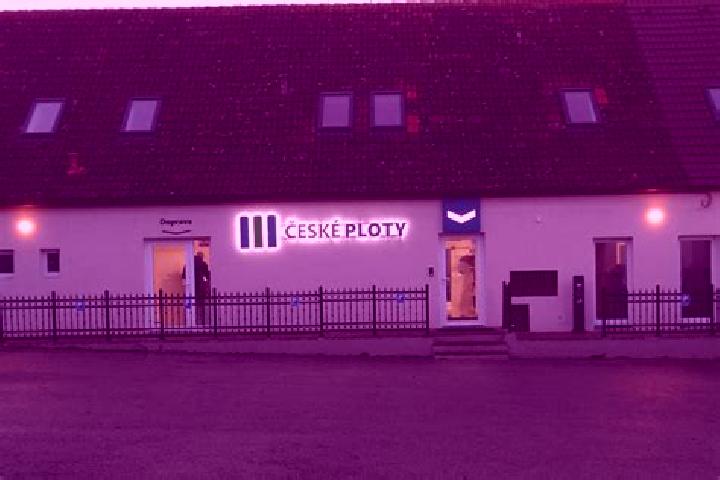 Rose, 25 — Escort in Pocenice-Tetetice, Czech Republic