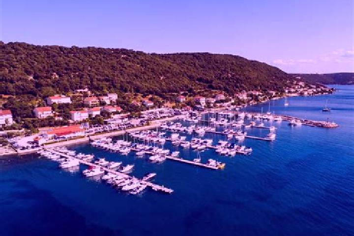 Rose, 25 — Escort in Supetarska Draga, Croatia