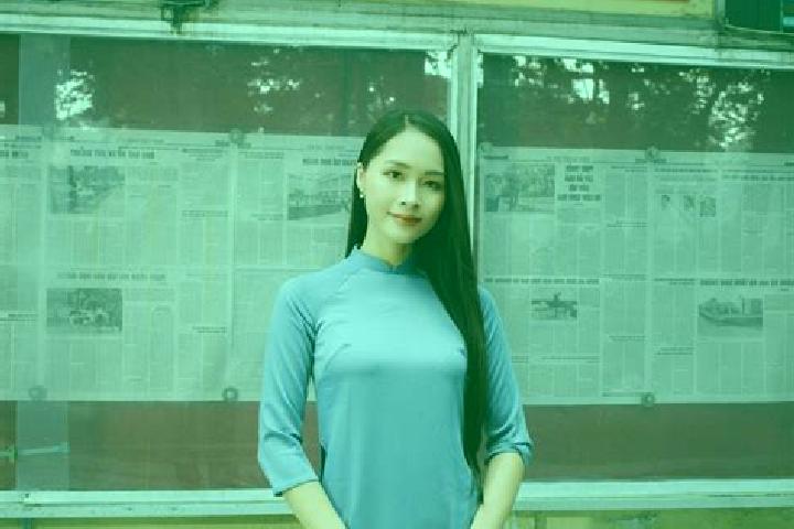 Rose, 25 — Escort in Van Ha, Vietnam
