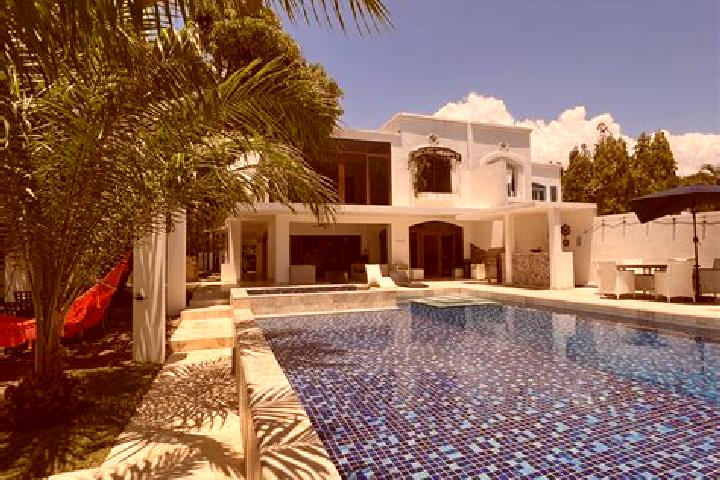 Rose, 25 — Escort in Villa Darien, Panama