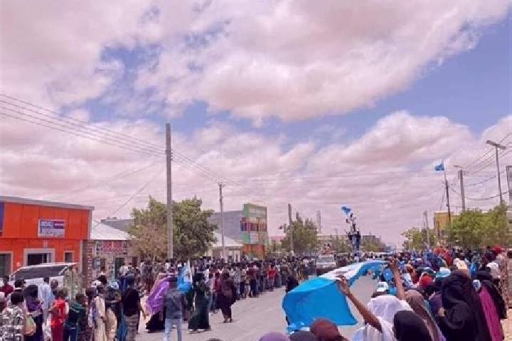 Rose, 25 — Escort in Yagoori, Somalia