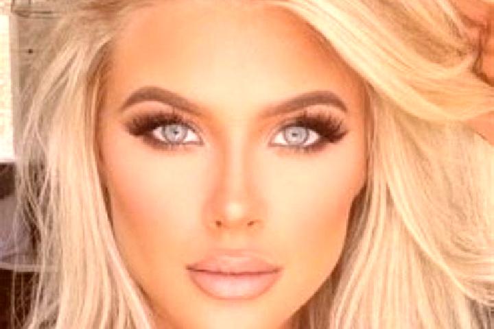 Rose, 26, a platinum blonde amber-eyed ebony companion based in Goekdogan. Offering Erotic Massage, CIM, Deep French Kissing, Duos. Available for incall and ...