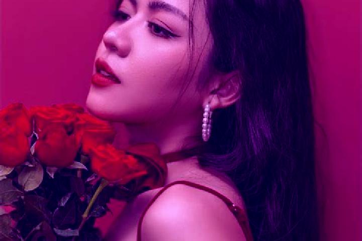 Rose, 26 — Escort in Anhai, China