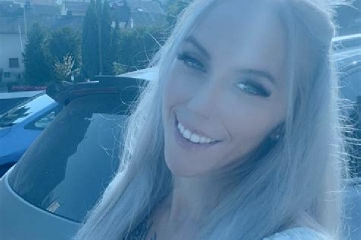Rose, 26 — Escort in Birlenbach, France