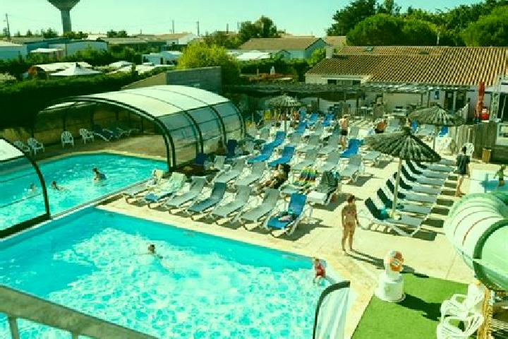 Rose, 26 — Escort in Bretignolles, France
