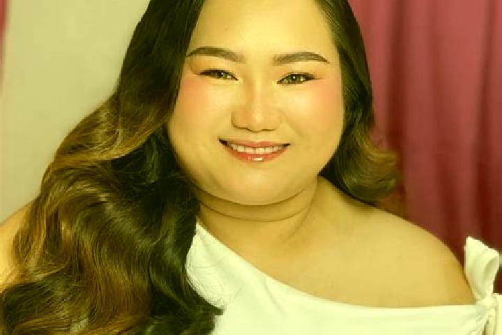 Rose, 26 — Escort in Molugan, Philippines