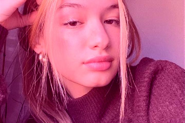 Rose, 27, a blonde brown-eyed mediterranean companion based in Kashgar. Offering GFE, Overnight, Striptease, Deep French Kissing. Available for incall and ou...