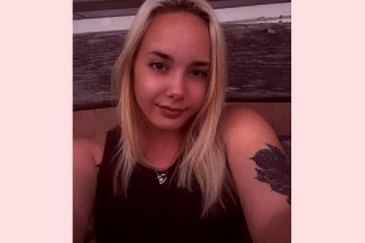 Rose, 27 — Escort in Doge, Hungary
