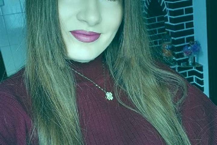 Rose, 27 — Escort in Fundu Hertii, Romania