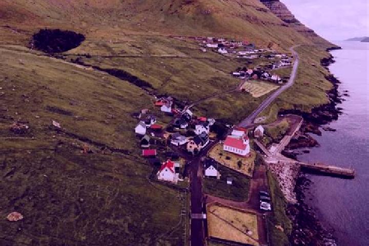 Rose, 27 — Escort in Kunoy, Faroe Islands
