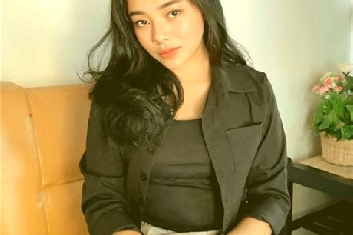 Rose, 27 — Escort in Loakulu, Indonesia