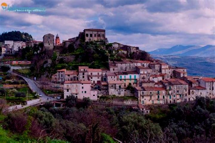 Rose, 27 — Escort in Sant Angelo A Fasanella, Italy