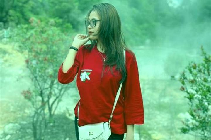 Rose, 27 — Escort in Surade, Indonesia