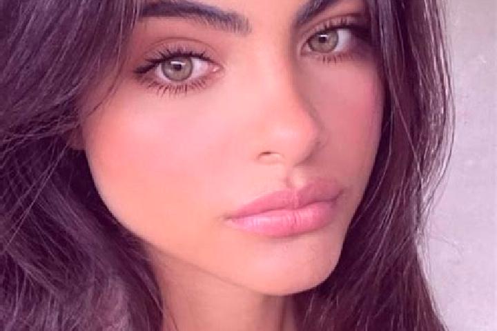 Rose, 28, a chestnut dark-eyed indian companion based in Korhogo. Offering Roleplay, Fetish, 69. Available for incall and outcall, overnight bookings available.
