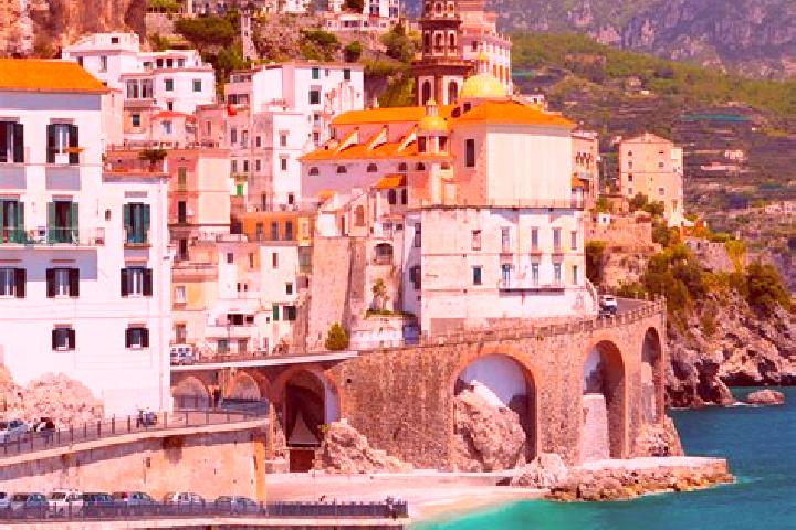 Rose, 28 — Escort in Albanella, Italy