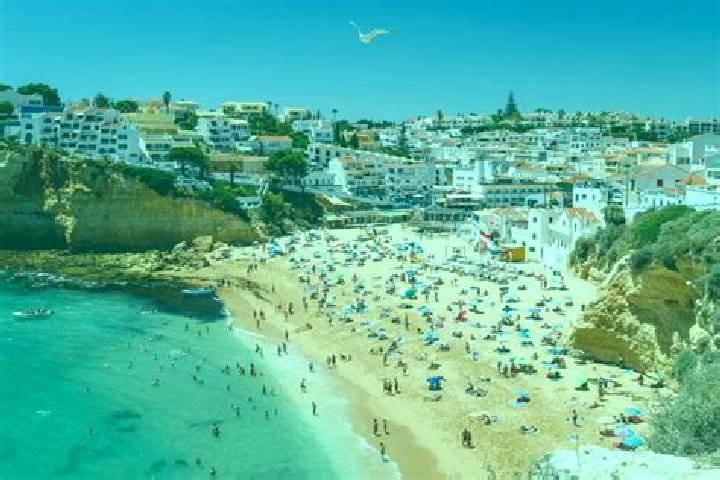 Rose, 28 — Escort in Carvoeiro, Portugal