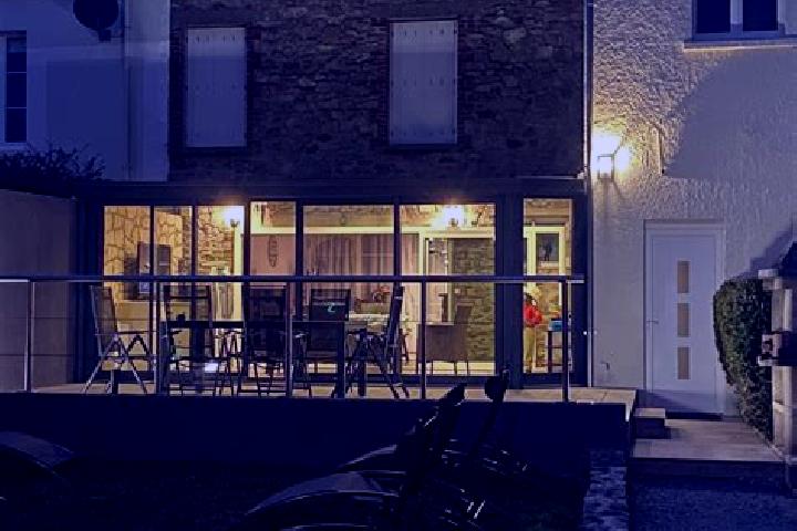 Rose, 28 — Escort in Gouville, France
