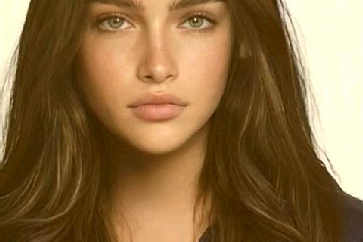 Rose, 29, a brunette grey-eyed caucasian companion based in Sinanche. Offering 69, Massage, Roleplay. Available for incall and outcall, day and evening dates.