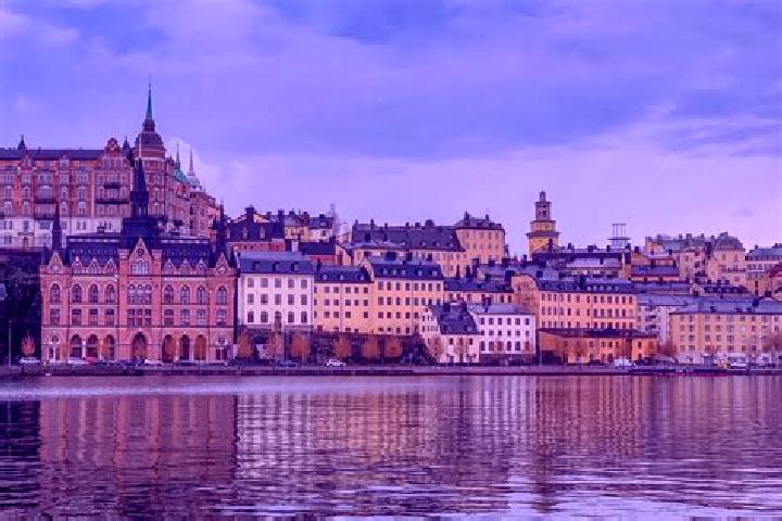 Rose, 29 — Escort in Baesna, Sweden