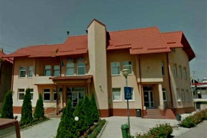 Rose, 29 — Escort in Cajvana, Romania