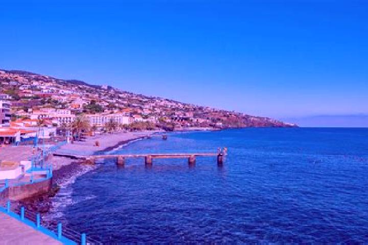 Rose, 29 — Escort in Damaia, Portugal