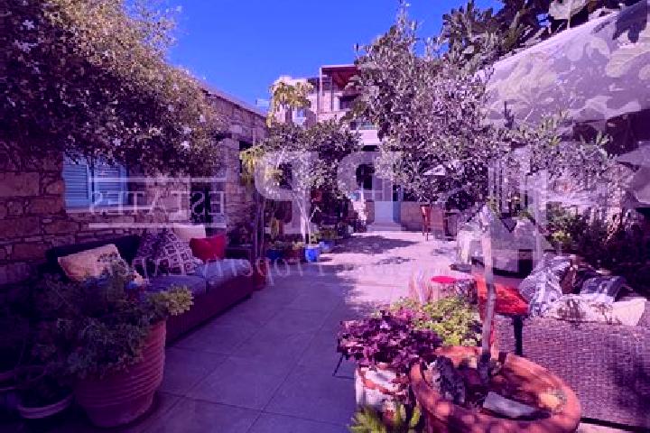 Rose, 29 — Escort in Germasogeia, Cyprus