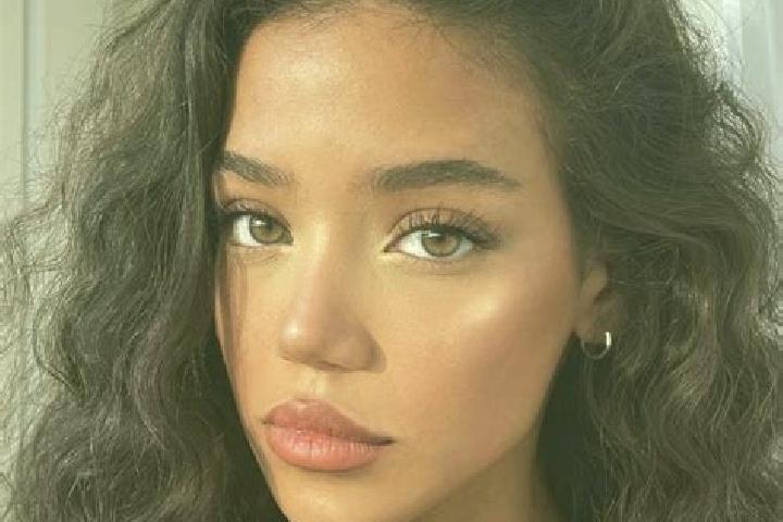Rose, 30, a black brown-eyed caucasian companion based in Boortmeerbeek. Offering BDSM, Party Girl, Tantra. Available for incall and outcall, day and evening...