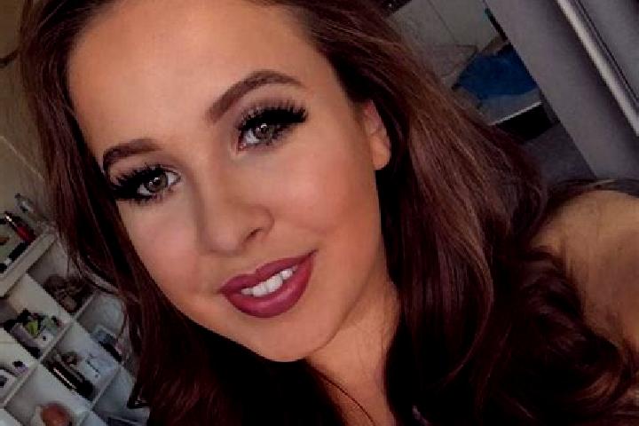 Rose, 30, a black brown-eyed slavic companion based in Holgate. Offering Striptease, 69. Available for incall and outcall, day and evening dates.