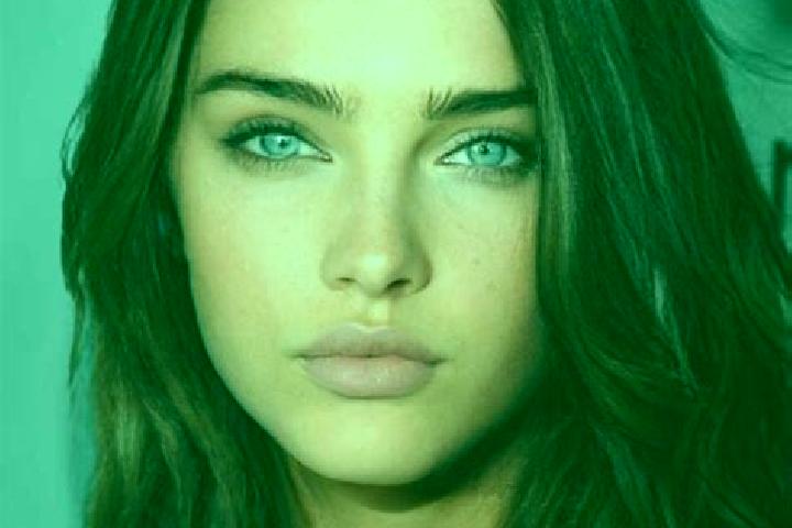 Rose, 30, a brunette grey-eyed slavic companion based in Pontegradella. Offering CIM, Erotic Massage, 69, OWO. Available for incall and outcall, overnight bo...