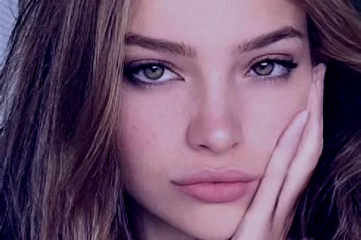 Rose, 30, a dark blonde hazel-eyed latina companion based in Castleside. Offering OWO, Overnight. Available for incall and outcall, day and evening dates.