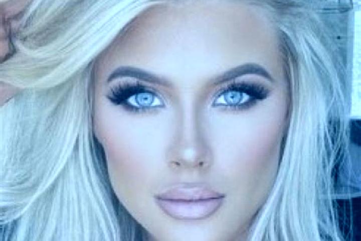Rose, 30, a platinum blonde brown-eyed indian companion based in Winterhausen. Offering Girlfriend Experience, Erotic Massage, Prostate Massage, Couples, Rol...