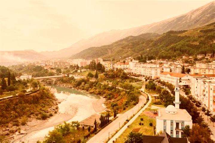 Rose, 30 — Escort in Permet, Albania