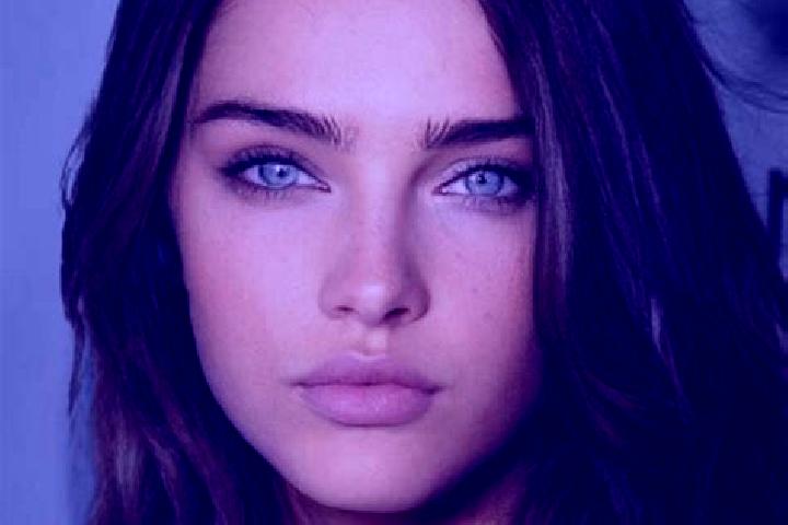 Rose, 31, a brunette grey-eyed mixed companion based in Naunhof. Offering Roleplay, Domination, Couples, GFE. Available for incall and outcall, overnight boo...