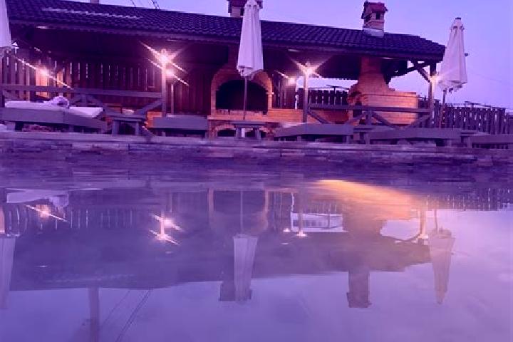 Rose, 31 — Escort in Vata de Jos, Romania