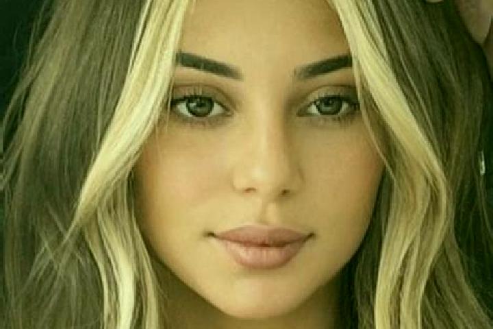 Rose, 32, a blonde brown-eyed indian companion based in Mahalina. Offering GFE, Massage, 69, Overnight, Duos. Available for incall and outcall, overnight boo...