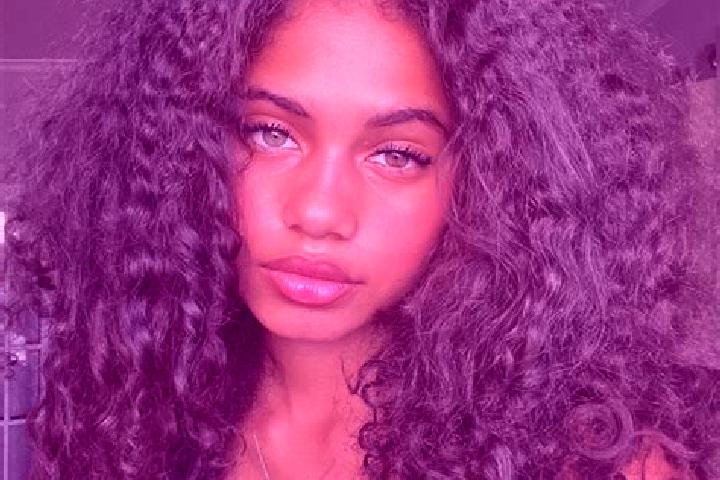 Rose, 32, a brunette blue-eyed ebony companion based in Hamry nad Sazavou. Offering Tantra, Girlfriend Experience, Fetish, Prostate Massage. Available for in...
