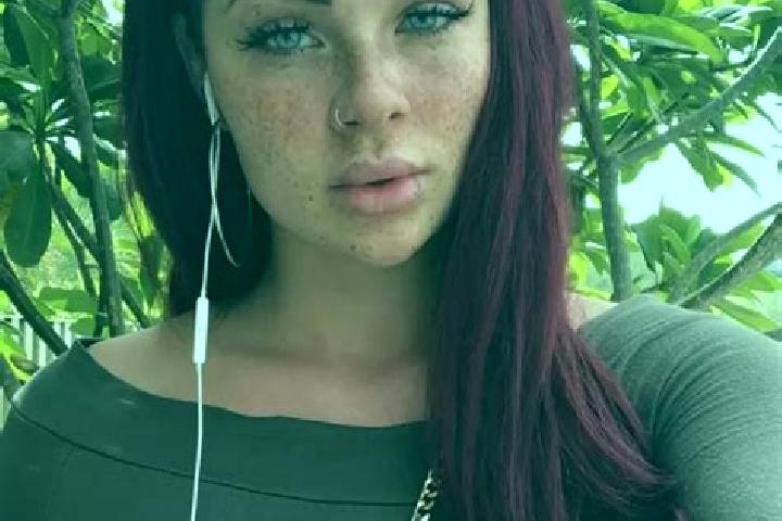 Rose, 32, a red green-eyed ebony companion based in Nuevo San Juan Chamula. Offering Fetish, BDSM, Travel Companion, Couples. Available for incall and outcal...