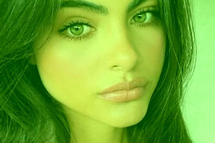 Rose, 32, a red green-eyed indian companion based in Vita. Offering Striptease, Dinner Date, Massage. Available for incall and outcall, overnight bookings av...