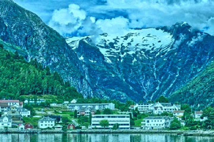 Rose, 32 — Escort in Balestrand, Norway
