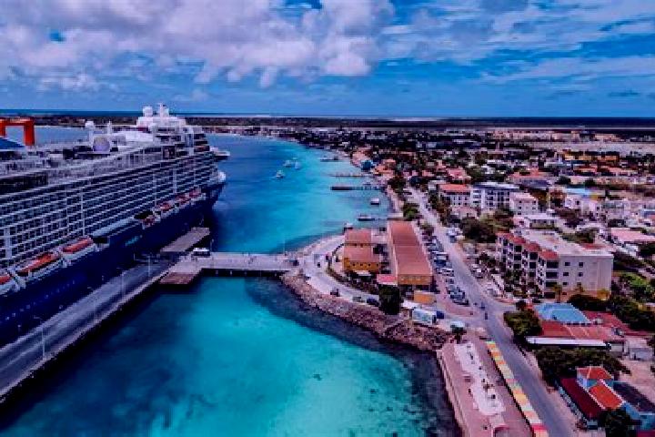 Rose, 32 — Escort in Kralendijk, Bonaire