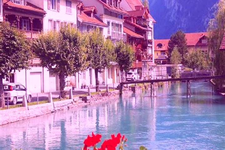 Rose, 32 — Escort in Ruschegg, Switzerland