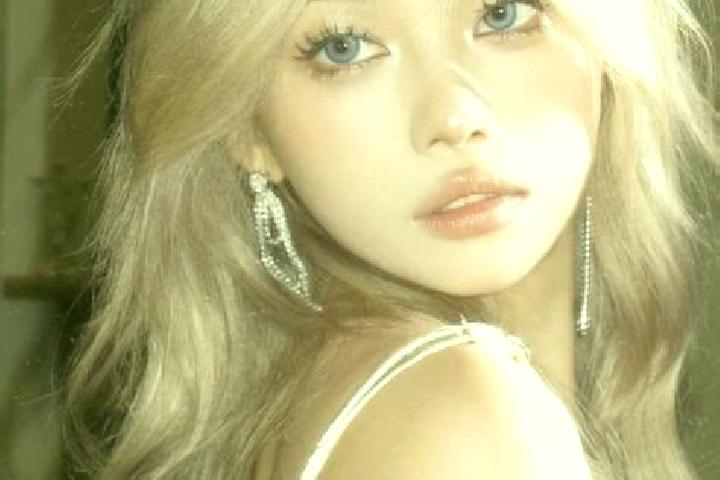 Rose, 33, a blonde dark-eyed asian companion based in Tsukigata. Offering Fetish, Overnight, 69. Available for incall and outcall, day and evening dates.