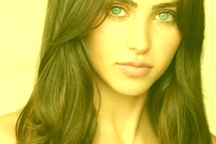 Rose, 33, a brunette dark-eyed indian companion based in Ceisoara. Offering A-Level, Fetish. Available for incall and outcall, overnight bookings available.